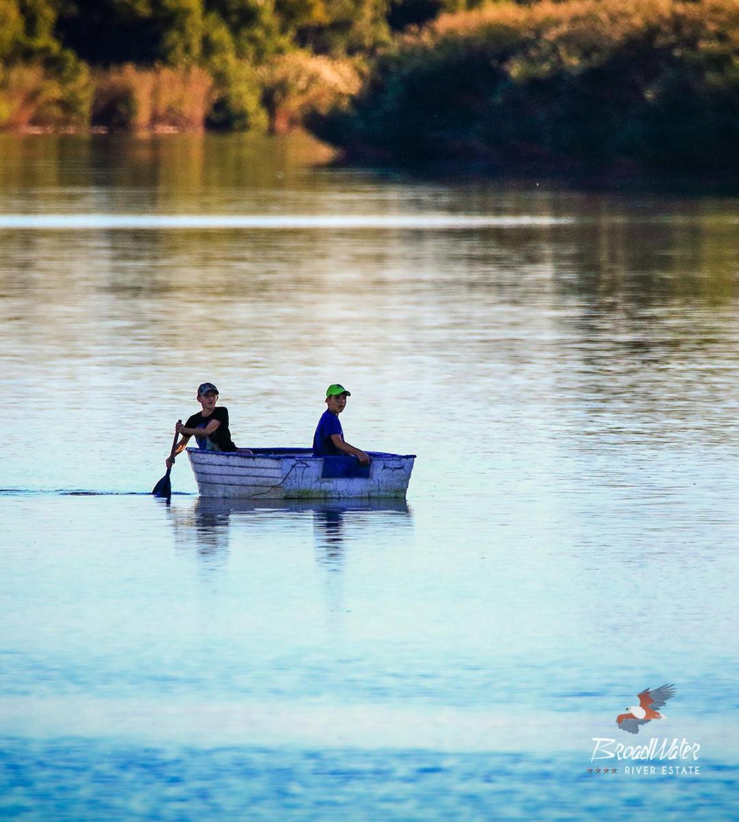 Broadwater River Estate Douglas Buitenkant foto