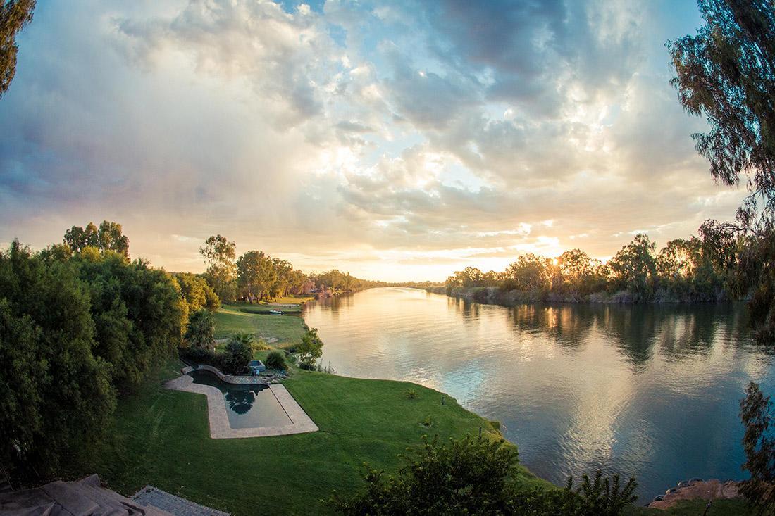 Broadwater River Estate Douglas Buitenkant foto